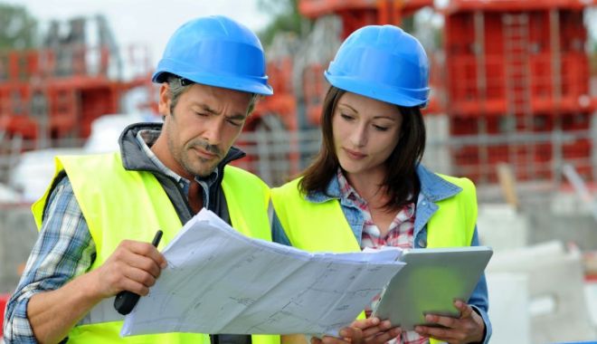 Constructorii protestează împotriva intenției Guvernului de a elimina facilitățile fiscale: „Vrem să muncim în România, nu să fim alungați” - x-constructorii-protest-1689243035.jpg