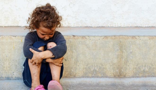 Fenomenul cerşetoriei, mereu în creştere în perioada sezonului estival - x-copiii-straziijpg-1-1679495991.jpg