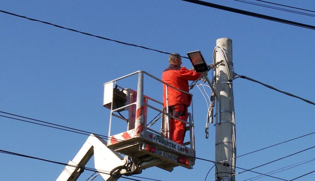 Locuitori afectați miercuri de lipsa curentului electric - x-curent-1717501879.jpg