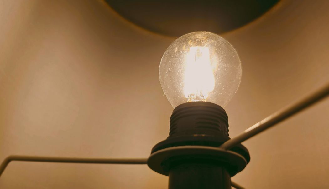 Fără curent electric pentru modernizare. Întreruperi în mai multe localități din județul Constanța
