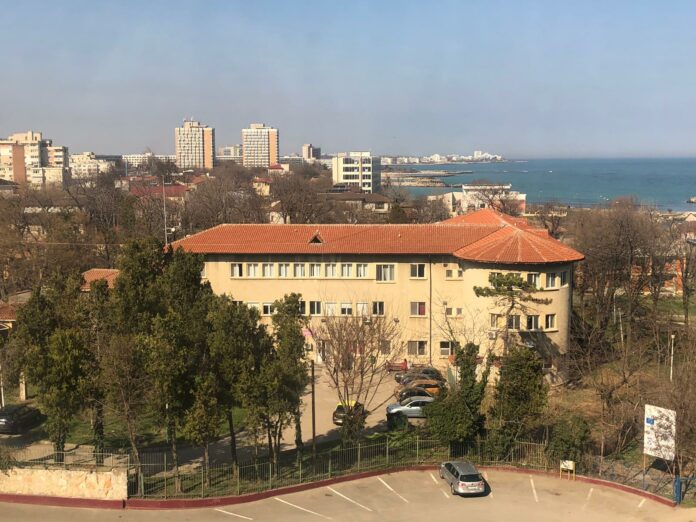 Spitalul Mangalia caută cu disperare medic pediatru - x-deficit-1762252601.jpg