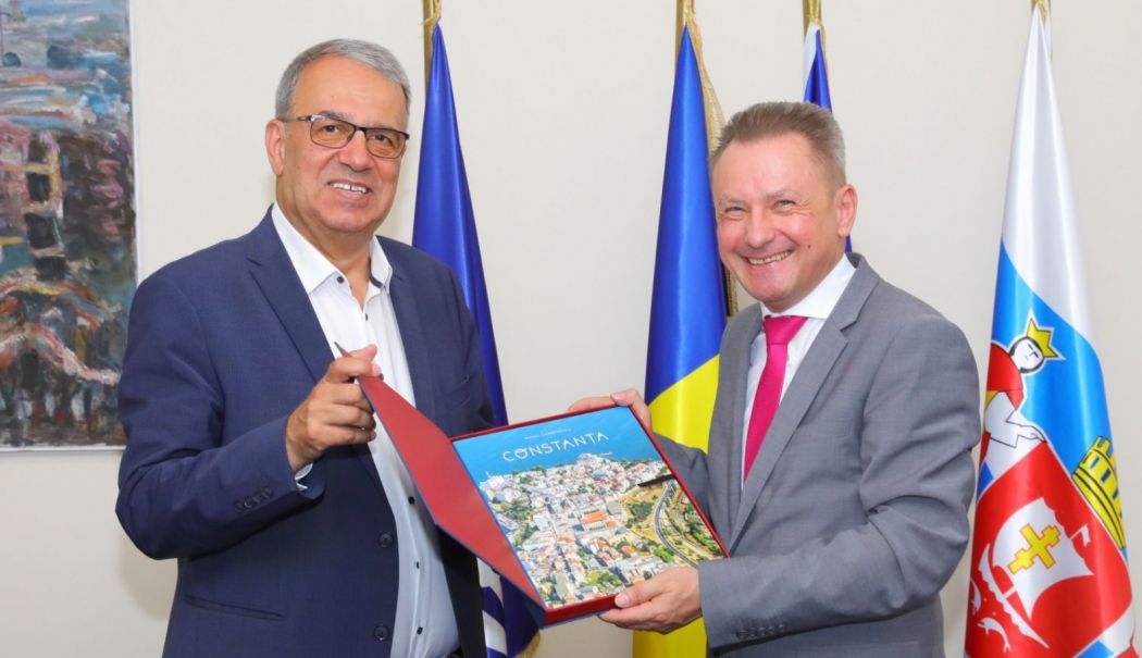 Oaspeți de seamă la Constanța. „Municipalitatea are ca prioritate atragerea de investiții străine” - x-delegatie-1-1720200584.jpg