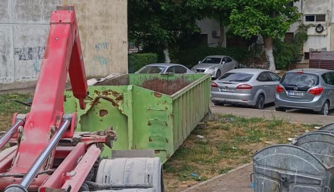 Depozitați deșeurile voluminoase în containerele de mari dimensiuni!