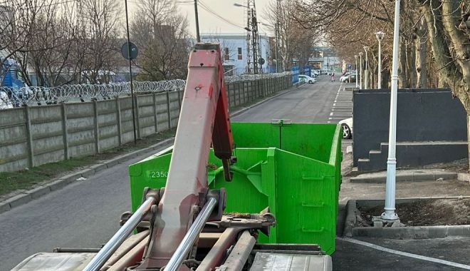 Benele pentru colectarea deșeurilor voluminoase au ajuns pe bulevardul I. C. Brătianu