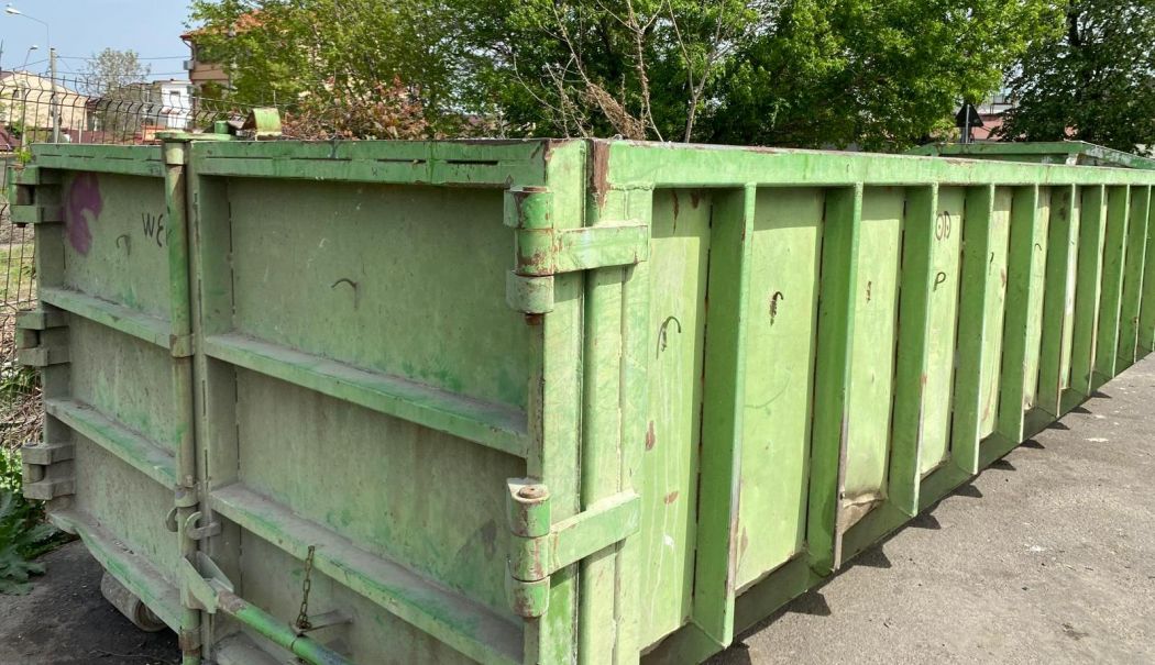 Mare atenție unde abandonați deșeurile voluminoase! Depozitați-le în benele de culoare verde! - x-deseuri-1728990412.jpeg