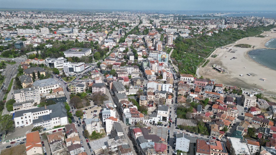 Atenţie! Se intensifică acțiunile de dezinsecție în oraș - x-dezinsectie-1716987301.jpg