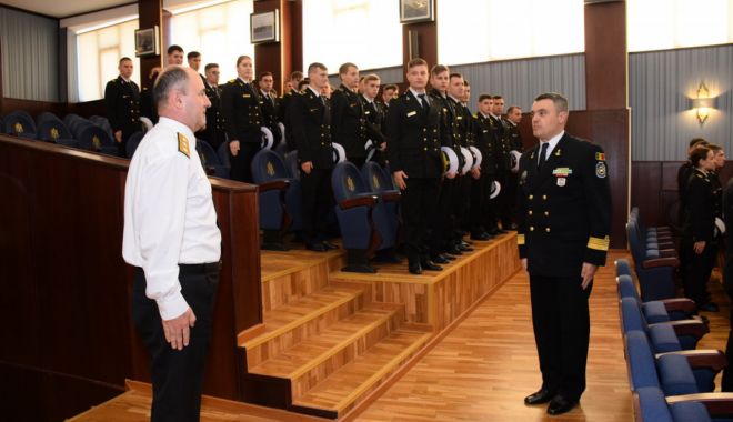 Dialog între generații. Viceamiralul Mihai Panait s-a întâlnit cu viitorii militari - x-dialog-fortele-navale-1678702524.jpg