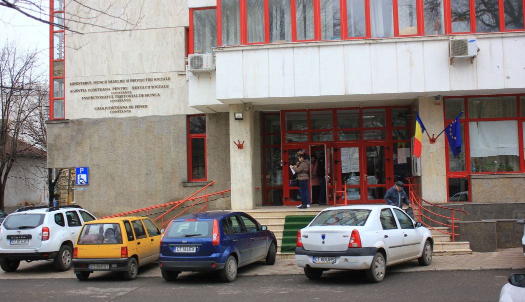 Daniela Lazăr și Carmen Ciocan, noii manageri ai Casei De Pensii Constanța - x-directori-1739362496.jpg