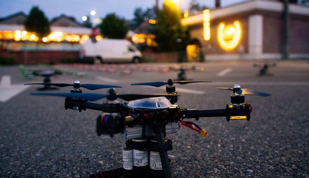 Spectacol cu drone și artificii, marţi seară, pe cerul Constanței - x-drone-1716205625.jpg