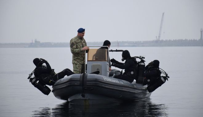 Secvență de luptă împotriva dispozitivelor explozive, executată de scafandrii de luptă EOD, în cadrul „Sea Shield 2023” - x-exercitiu-secventa-1679651777.jpg