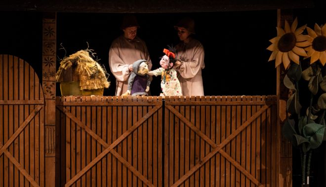 ”Fata babei și fata moșneagului”, în dublă reprezentație la Teatrul ”Căluțul de Mare”