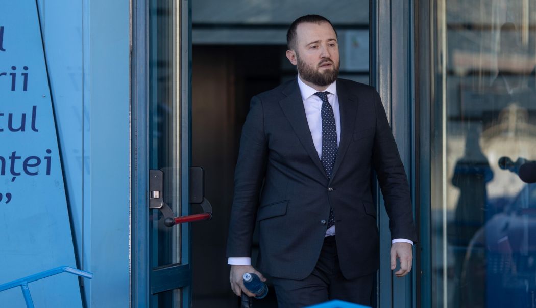 Caracatița șpăgii din Portul Constanța, destructurată cu ajutorul unui investigator sub acoperire - x-fond--procuror-sef-dna-marius--1740518298.jpg