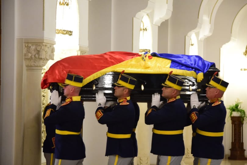 USR a încercat să blocheze doliul naţional. PSD cere decenţa cuvenită în astfel de momente - x-fond-grindeanu-doliu-1754489848.jpg