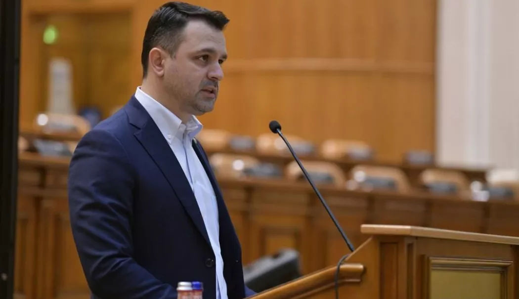 Deputatul Marian Crușoveanu: „Finanțările multianuale vor oferi stabilitate ONG-urilor” - x-fond-marian-crusoveanu-1779875254.webp