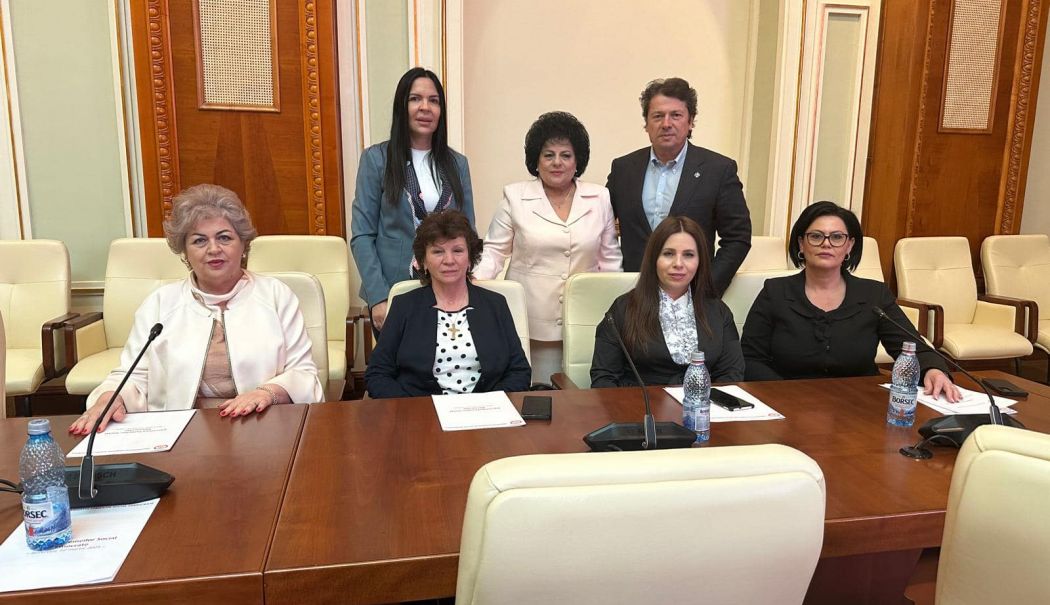 Femeile social-democrate vor avea un rol esențial în mobilizarea electoratului la alegerile prezidenţiale - x-fond-psd-femeile-1741964461.jpg