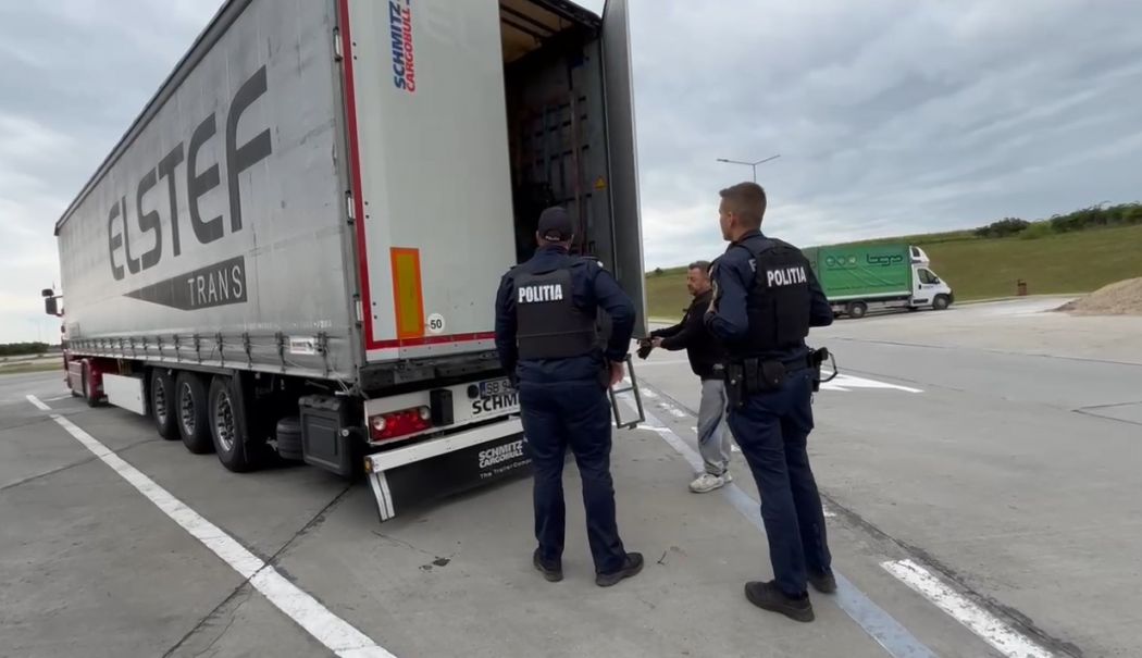 Noi detalii în cazul grupării specializată în trafic de transfugi. Migranții plăteau între 10.000 și 12.000 de euro