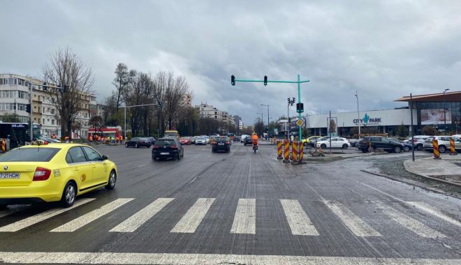 Trecerile de pietoni de pe bulevardul Alexandru Lăpușneanu, marcate temporar cu vopsea de culoare albă - x-frezare-2-1681283056.jpeg