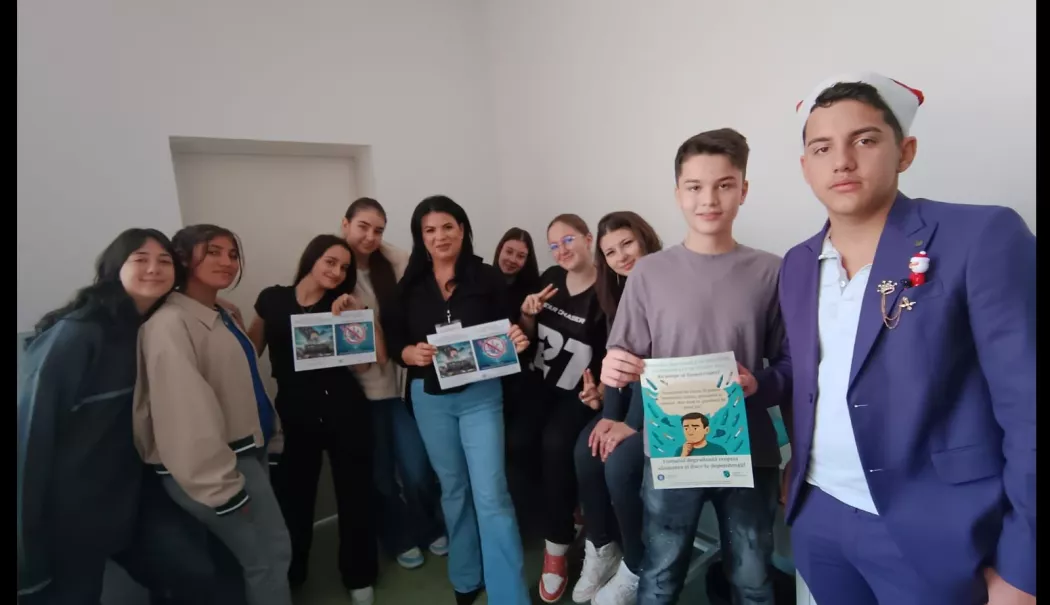 Stop tutun! Elevii Liceului din Negru Vodă spun NU țigărilor - x-fumat-1765877111.webp