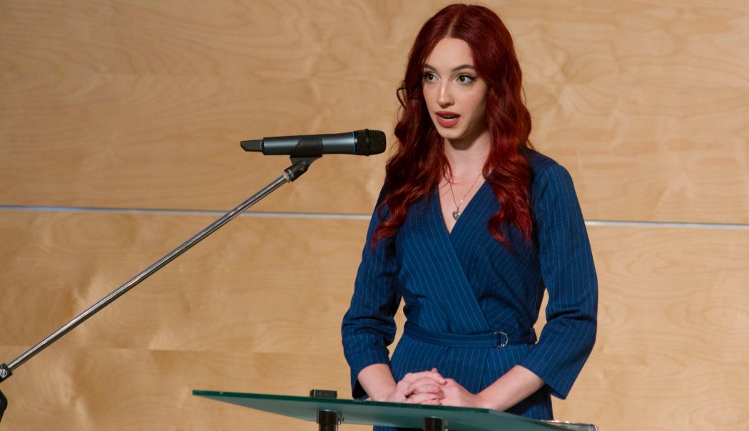 Daria Ostachi, vocea elevilor constănțeni, pe scena celei mai importante gale naționale a educației - x-gala-1760865062.jpg