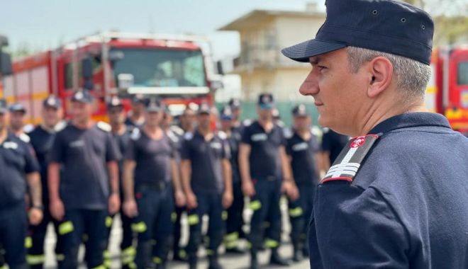 Alți 40 de pompieri români au plecat în Grecia, pentru a ajuta la stingerea incendiilor
