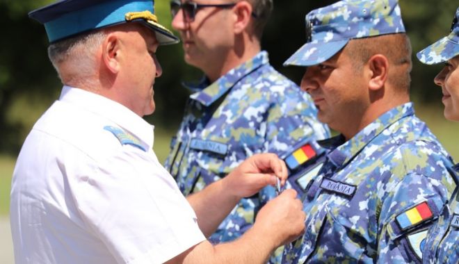 Avansări în grad la Școala de Instruire pentru Apărare Antiaeriană - x-inaintari-in-grad-capu-midia1-1691061860.jpg
