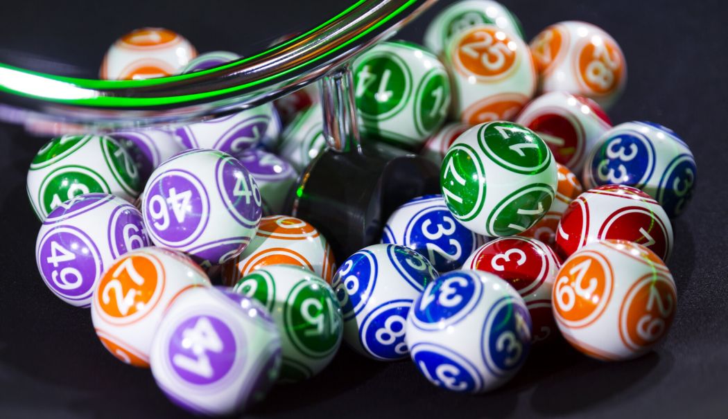 Report de aproximativ 36,9 milioane de lei, în weekend, la Loto 6/49 - x-loto-1728642770.jpg