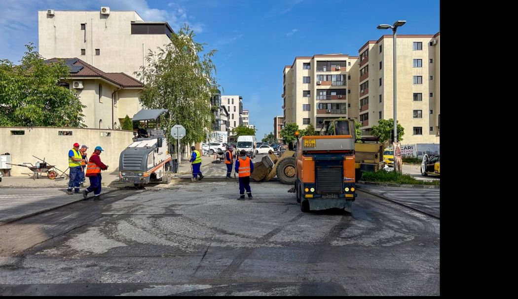 Lucrările de reabilitare a carosabilului se extind pe străzile din cartierul Tomis Plus - x-lucrari--1716452336.jpg