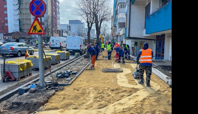 Zona pietonală de pe bulevardul Mamaia, în plin proces de reamenajare - x-lucrari-1706612755.jpg
