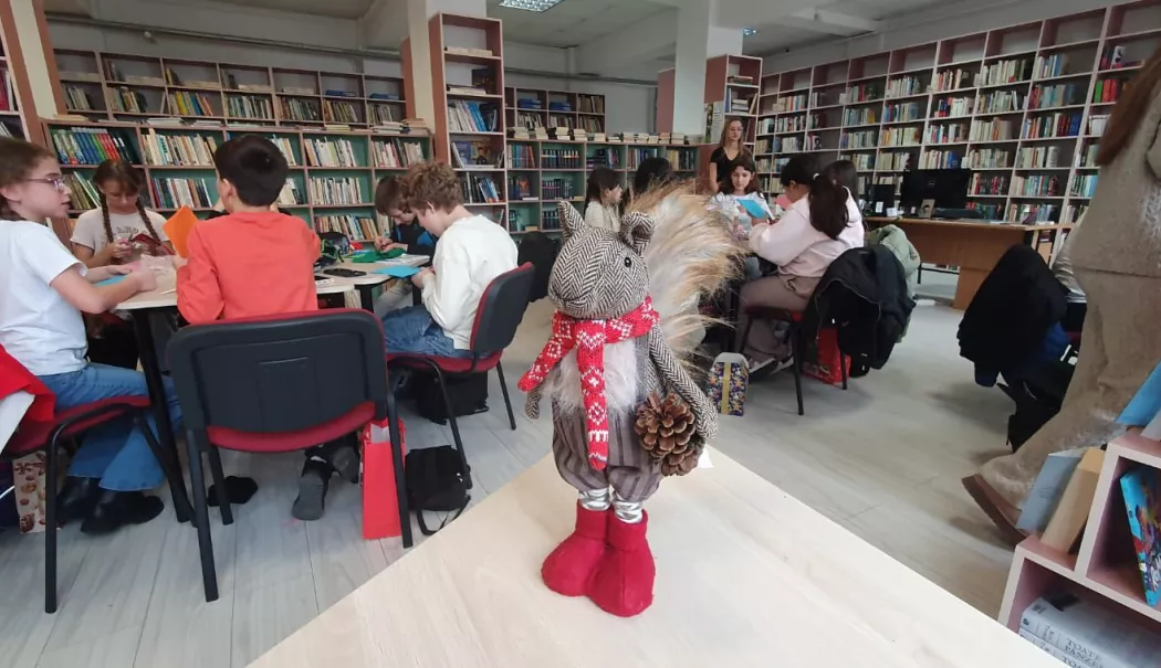 Magia Crăciunului a prins viață la bibliotecă, pentru copii - x-magie-1766051760.webp