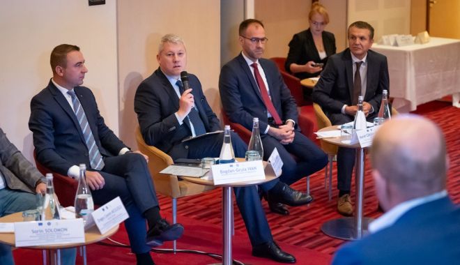 Ministrul Afacerilor Interne a prezentat proiectul de digitalizare a Stării Civile. Baza de date acoperă 68,5 milioane de acte!