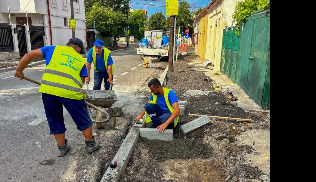 Modernizarea infrastructurii pietonale continuă în mai multe zone din oraș - x-modernizare-1722938331.jpg
