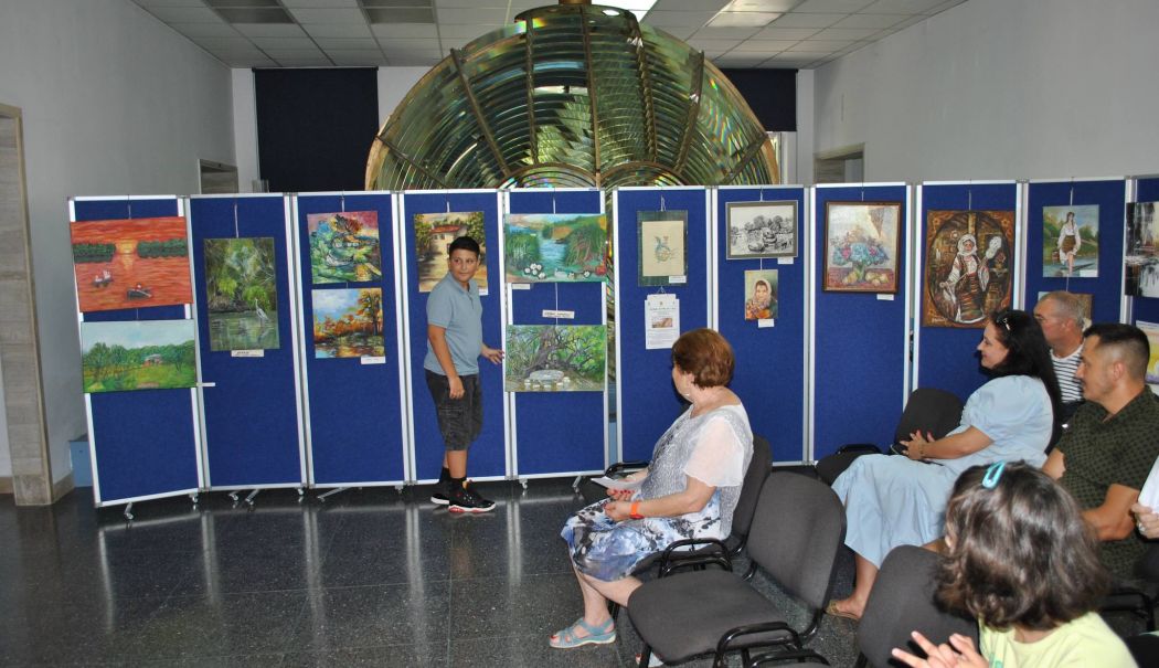 Expoziția „Istorie în pas de vals”, la Muzeul Marinei