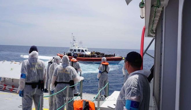GALERIE FOTO. Polițiștii de frontieră constănțeni, salvatori pentru migranți în Marea Mediterană - x-nava-garda-frontex1-1692010590.jpg