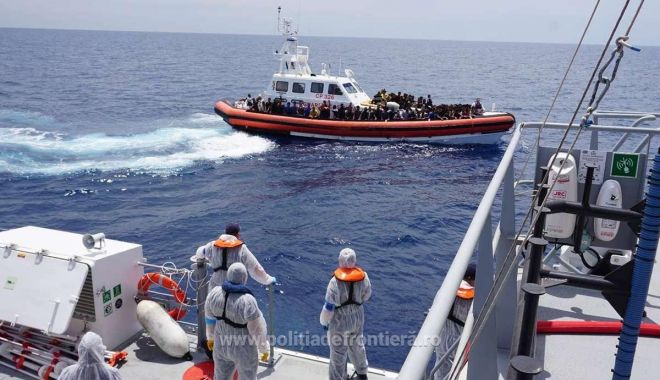 GALERIE FOTO. Polițiștii de frontieră constănțeni, salvatori pentru migranți în Marea Mediterană - x-nava-garda-frontex4-1692010614.jpg