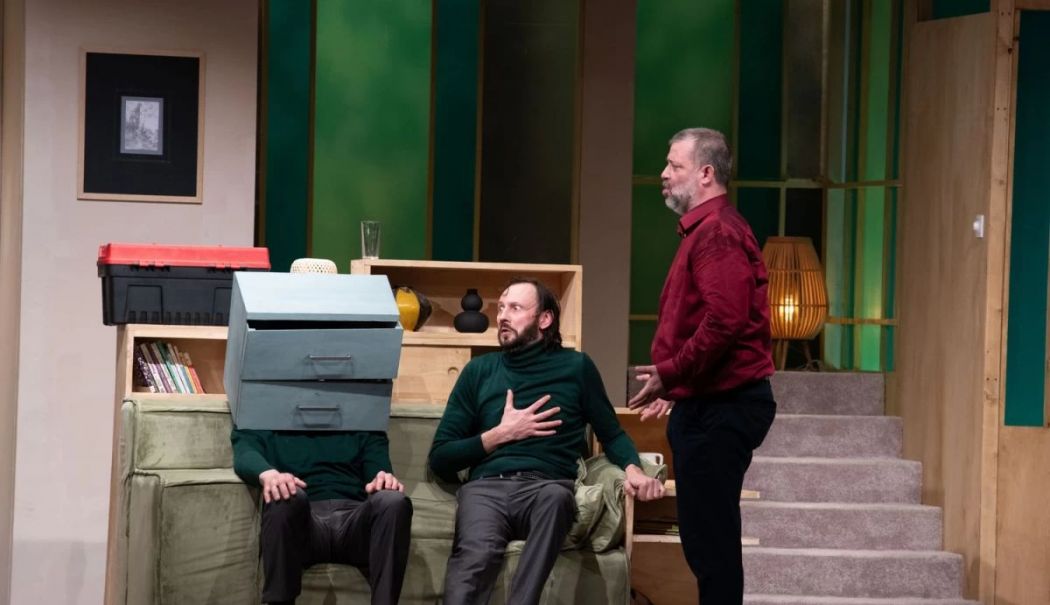 „O idee genială”, sâmbătă, pe scena Teatrului de Vară „Soveja” - x-o-idee-geniala-1723796813.jpg