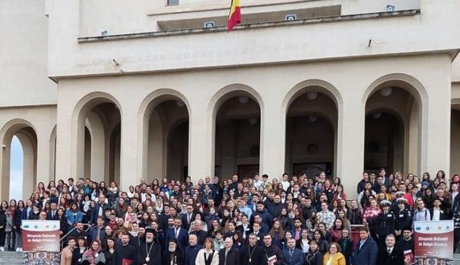 Mențiuni și premii speciale pentru elevii constănțeni participanți la Olimpiada Națională de Religie - x-olimpiada-religie-1682415634.jpg