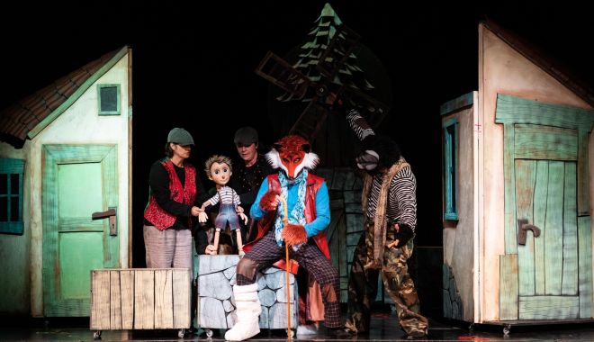 Povestea ”Pinocchio”, în dublă reprezentație la Teatrul „Căluțul de Mare”, dar cu casa închisă