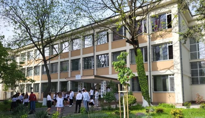 Premii remarcabile obținute de elevii Liceului ”Ovidius” pasionați de geografie
