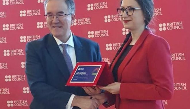 Liceul „George Călinescu” a primit al șaselea trofeu din partea British Council România - x-premiu-calinescu-1697362393.jpg