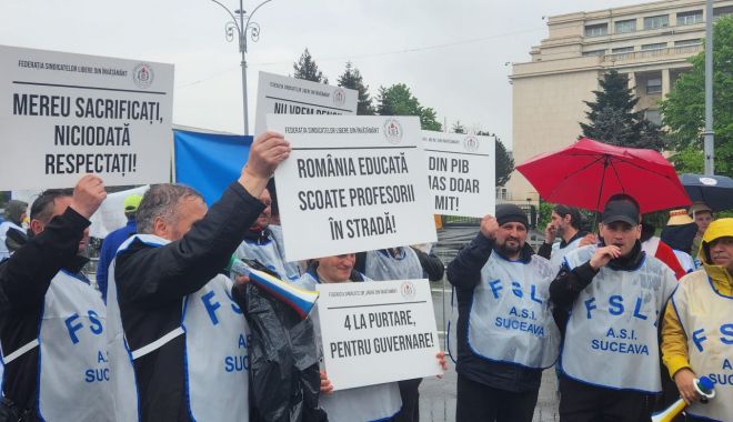 În ciuda ploii, protest de amploare al sindicaliștilor din Educație, în Piaţa Victoriei din Bucureşti - x-protest-1682424177.jpg