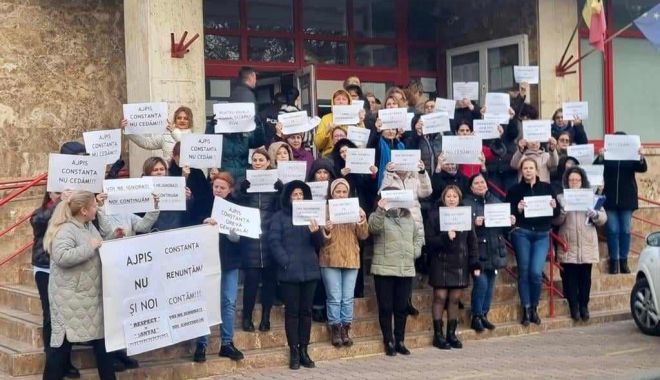 Angajaţii din instituţiile Ministerului Muncii au suspendat protestele - x-proteste-suspendate-2-1701375326.jpg
