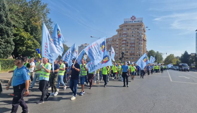 Vasile Zelca: „Protestele dau roade. Guvernul a eliminat din proiect încetarea plății orelor suplimentare” - x-protestele-dau-roade-politisti-1695375208.jpg