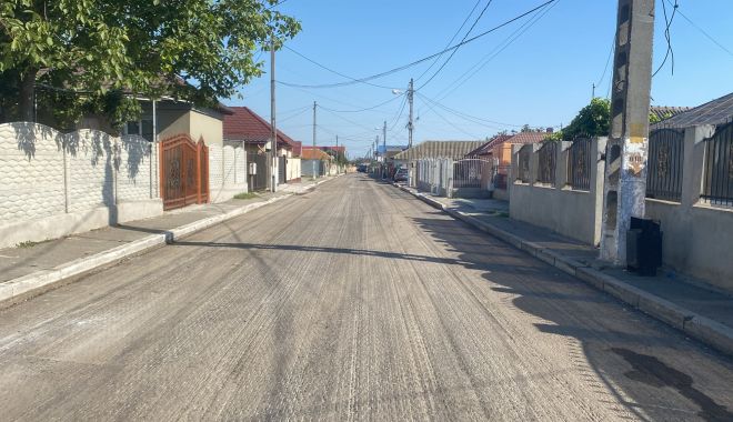 Se reabilitează infrastructura rutieră în cartierul Palazu Mare