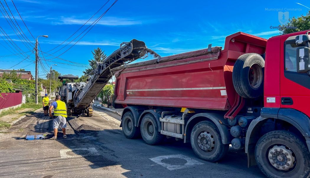 Strada Locotenent Petre Mănoiu din cartierul Palas este reabilitată - x-reabilitare-1722587323.jpeg