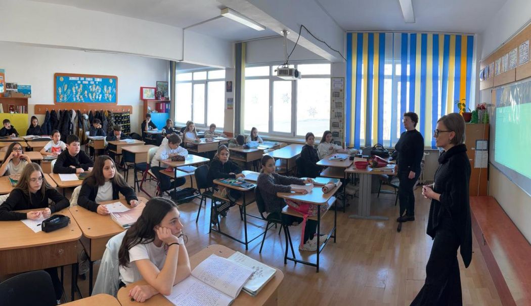 Frumusețea obiceiurilor românești, readusă în atenția elevilor Școlii nr. 12