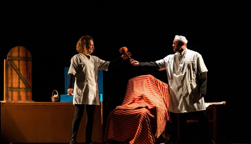 O ”Poveste cu… Scufița Roșie”, pe scena Teatrului ”Căluțul de Mare”