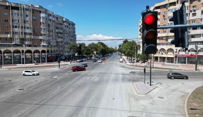 Sistemul de semaforizare din intersecția de la Trocadero a fost repus în funcțiune