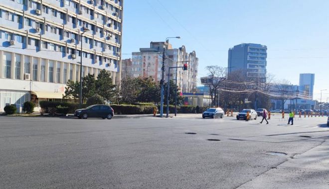 Sistemul de semaforizare de la intersecția bulevardului Ferdinand a devenit funcţional - x-semaforizare-1702989611.jpeg