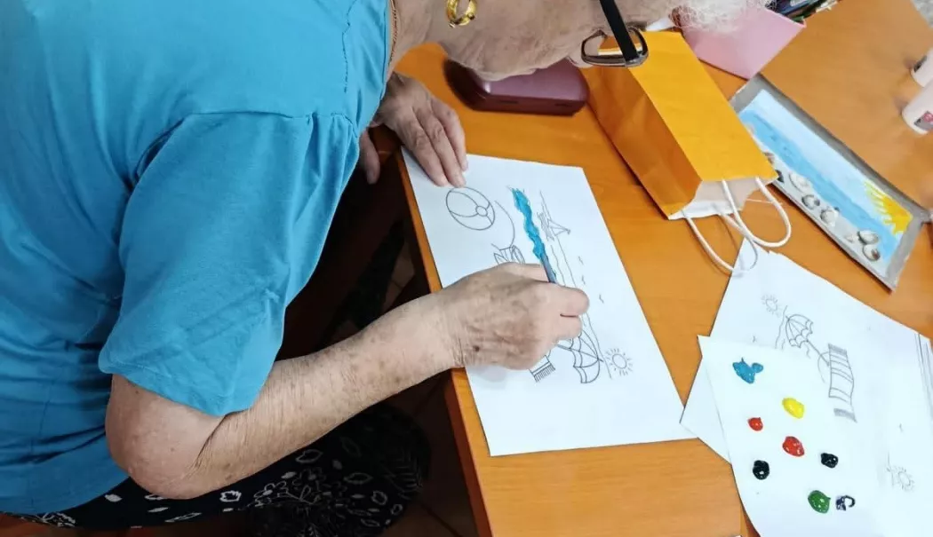 Seniorii din Constanța au pictat marea și au depănat amintiri despre litoral