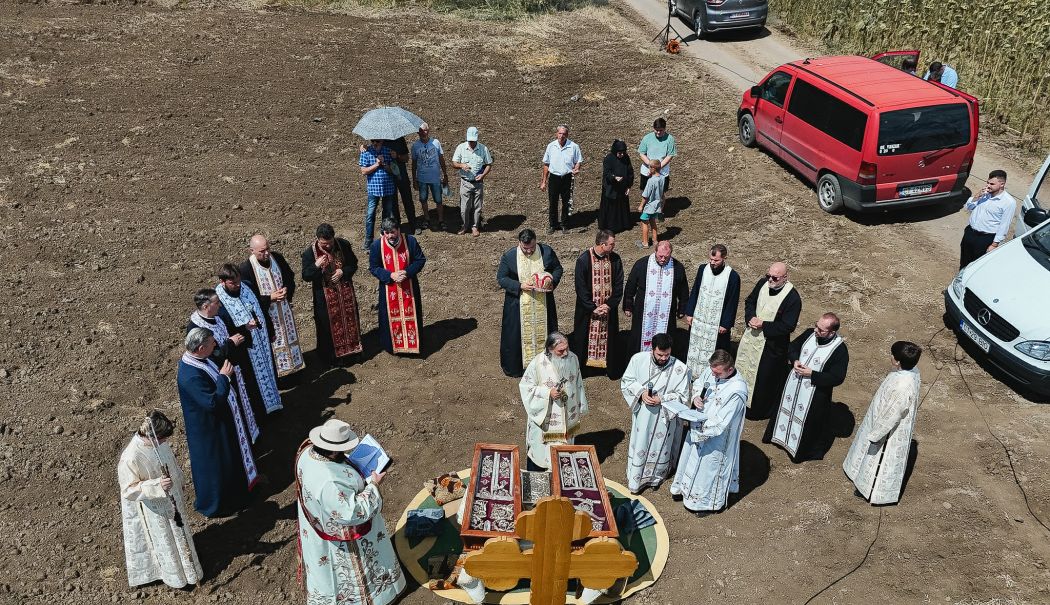 Continuă seria rugăciunilor pentru ploaie inițiate de IPS Teodosie, în județul Constanța - x-slujba-incetarea-secetei-1722514023.jpg